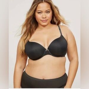 Cacique Lane Bryant Smooth So Light Lightly Lined T-Shirt Bra Black 44DD